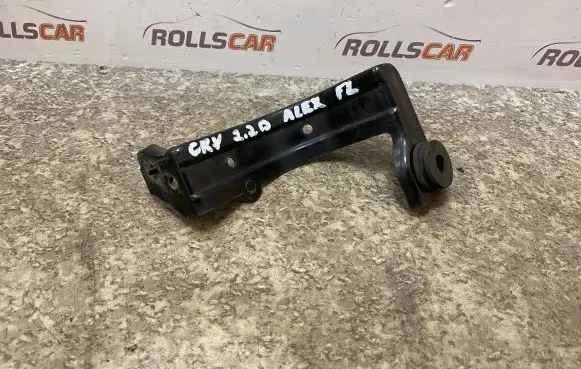 Honda CR-V Radiator mount bracket