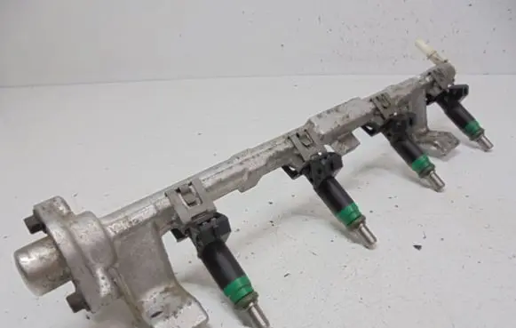Ford Fiesta Fuel injector 98MF-BB