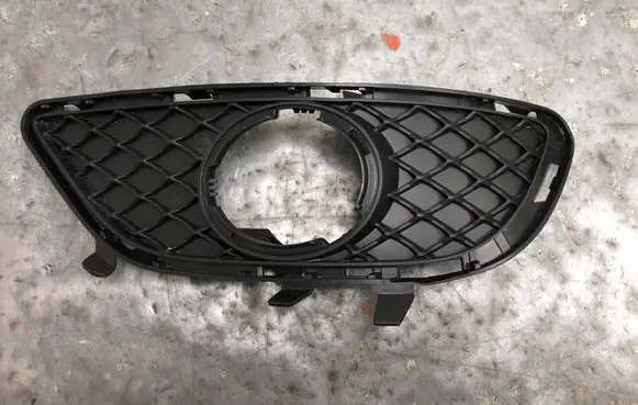 Mercedes-Benz CLS C218 AMG Front fog light trim/grill A2188850923-BILI A2188850923