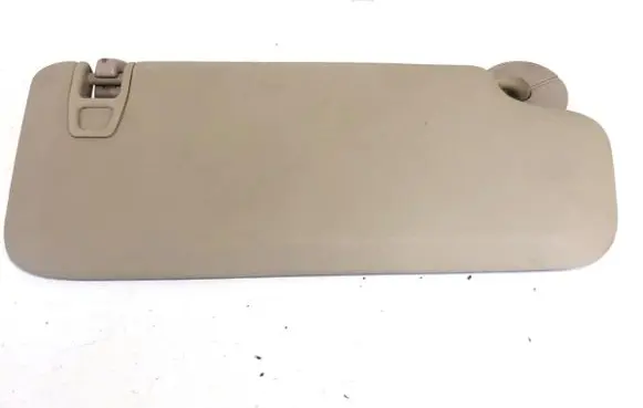 Sun visor