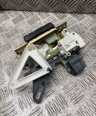 Volvo V70 Tailgate/trunk/boot lock/catch/latch 999065180