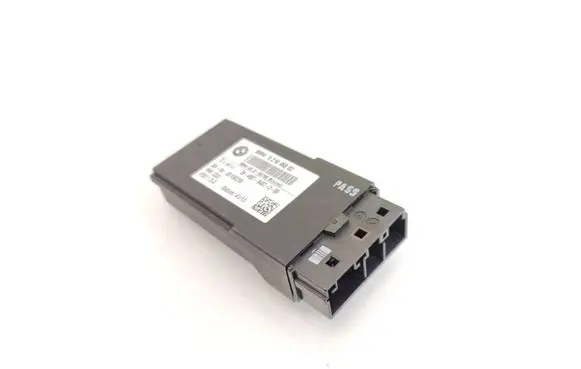 BMW 3 F30 F35 F31 Seat heating relay 9216468 03108259