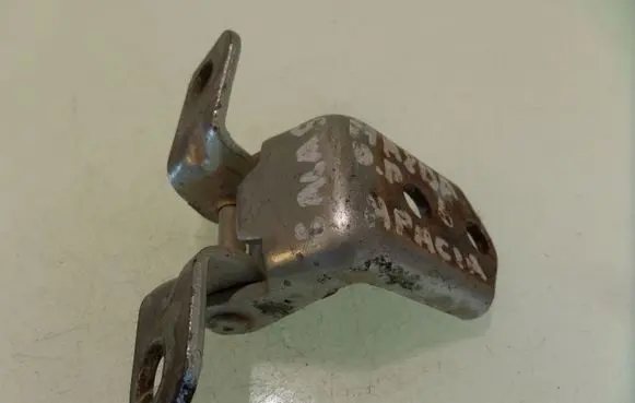Mazda 6 Rear door lower hinge