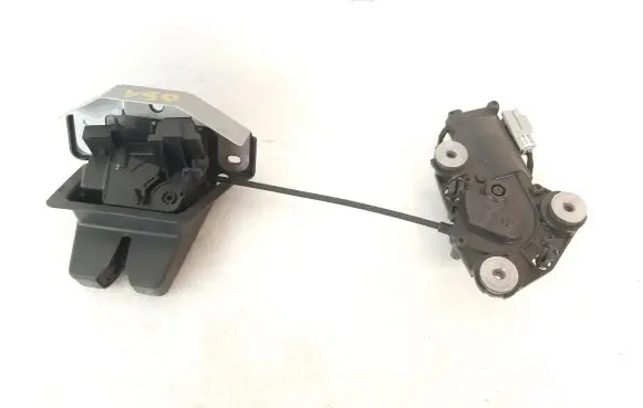 Volvo S90, V90 Loading door lock 31349975