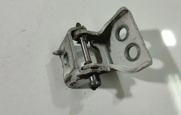 Citroen C4 Grand Picasso Rear door lower hinge 