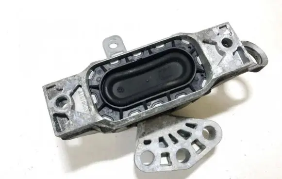 Opel Insignia A Engine mount bracket 13227712