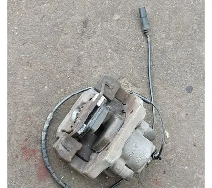 BMW X6 E71 Rear brake caliper 6776788 34216776788 4420W