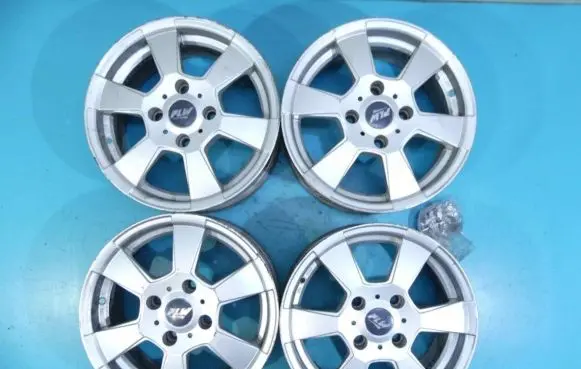 R16 alloy rim