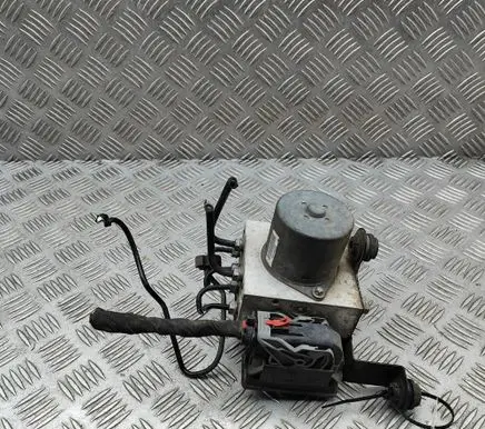 Volkswagen Tiguan ABS Pump 5N0614109BD 17618893