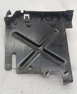 Renault Megane II Other engine bay part 82004674c8