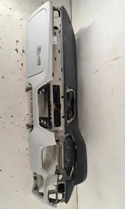 BMW M5 F90 Dashboard