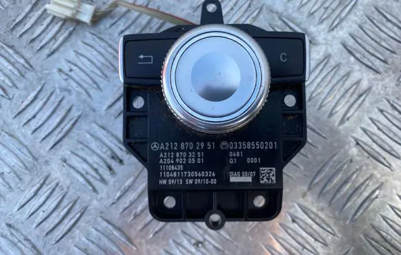 Mercedes-Benz E W212 Multifunctional control switch/knob A2128702951 A2128703251