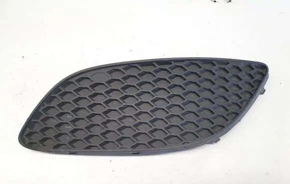 Opel Zafira B Front bumper lower grill 13247320 nr9296
