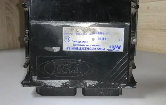 Peugeot 206 LP gas control unit module 67R010098