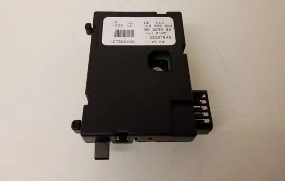 Skoda Octavia Mk2 (1Z) Steering angle sensor 1K0959654 00203500 02327642