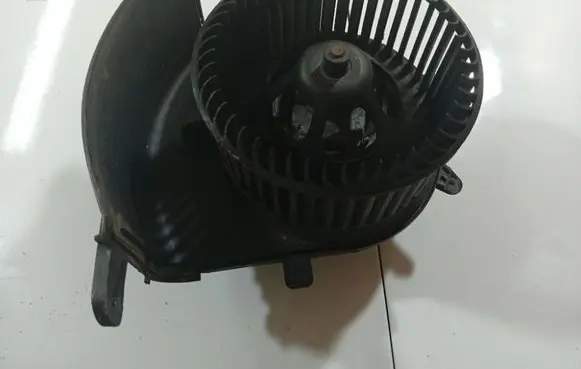 Renault Scenic II - Grand scenic II Heater fan/blower J84F666583V