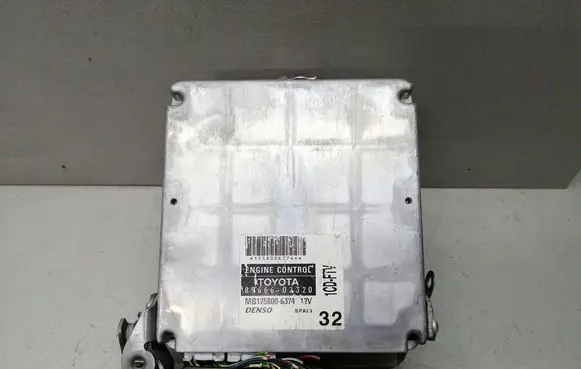 Toyota Corolla E120 E130 Engine control unit/module 8966602320 MB1758006374