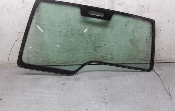 Land Rover Discovery Rear windscreen/windshield window 