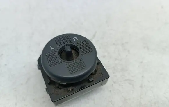 Hyundai Getz Wing mirror switch