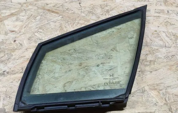 Honda Civic IX Front door vent window glass four-door 73375TR0