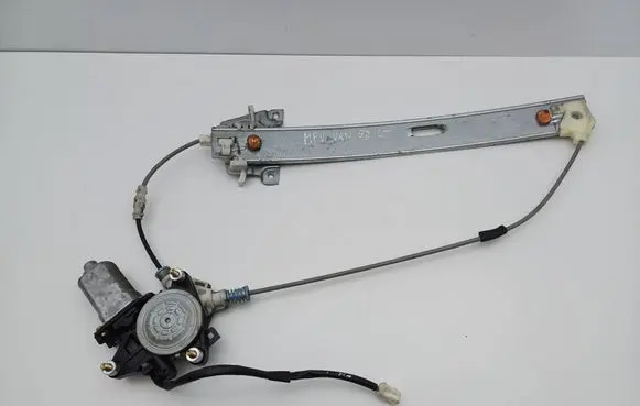 Mazda MPV Front door window regulator with motor 8621003911 CM010400