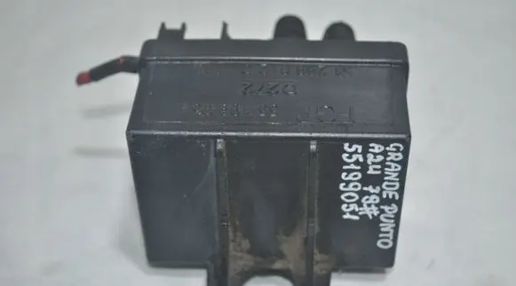 Fiat Grande Punto Glow plug pre-heat relay 55199051