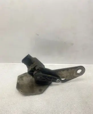Headlight/headlamp level sensor