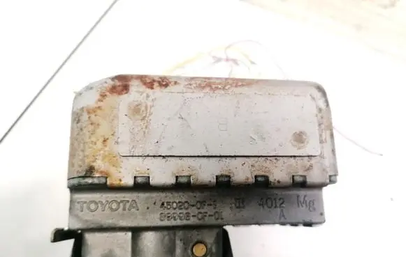 Steering wheel lock