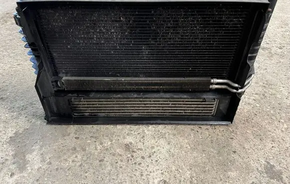 BMW 5 E60 E61 Radiator set 7795878 17117795878 L8436001