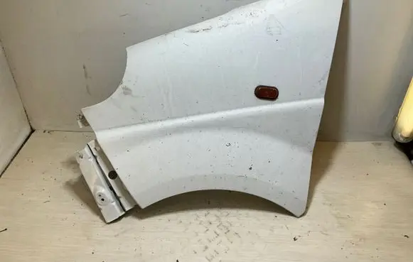 Renault Trafic II (X83) Fender