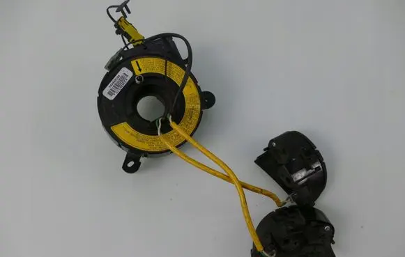 Chrysler 300M Airbag slip ring squib (SRS ring) P04698304