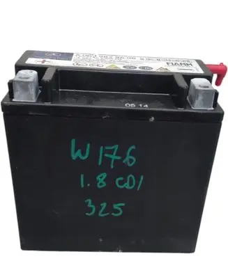 Mercedes-Benz A W176 Car battery A0009829608