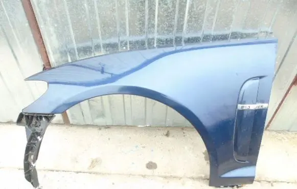 Jaguar XF X250 Fender