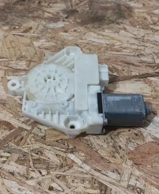 Mercedes-Benz GLC X253 C253 Front door window regulator motor A2139069501 0008282668 C53177101