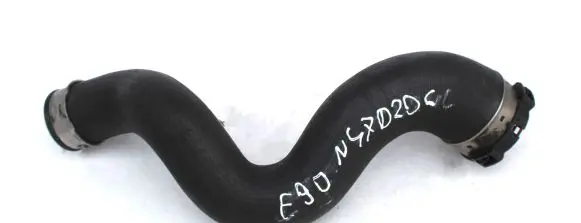Coolant pipe/hose
