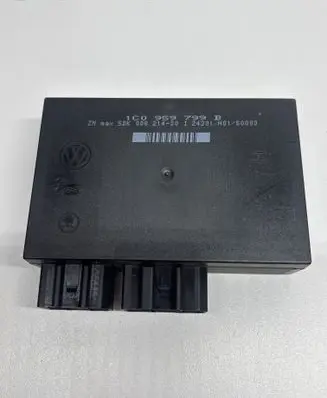 Volkswagen Golf IV Comfort/convenience module 1C0959799