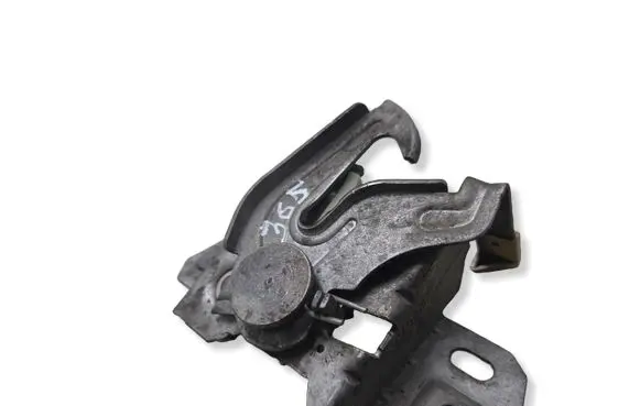 Volvo V50 Engine bonnet/hood lock/catch 30716530