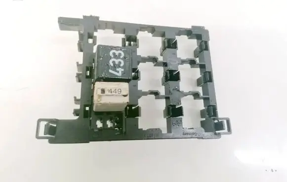 Volkswagen Golf Plus Fuse box set 1T1937503A