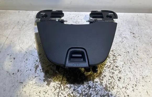 Jeep Cherokee Glove box 1WG51TRMAA 17499 T19202