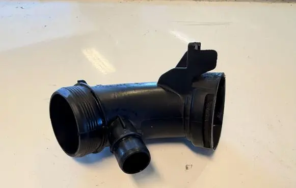 Peugeot Partner III Air intake hose/pipe 9684362180