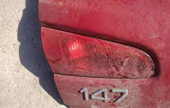 Tailgate rear/tail lights