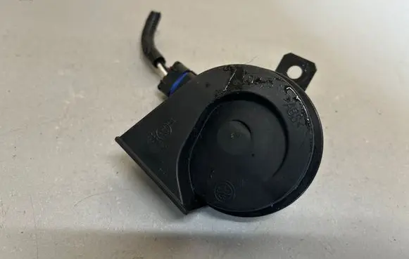 Renault Arkana Horn signal 256203377R