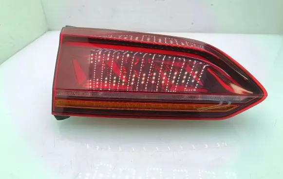 Volkswagen Touareg III Tailgate rear/tail lights 760945307B 222255129 19207F