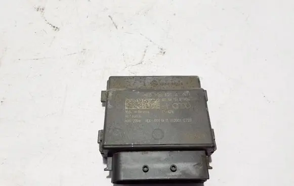 Audi Q8 Fuel injection pump control unit/module 4K0906121A