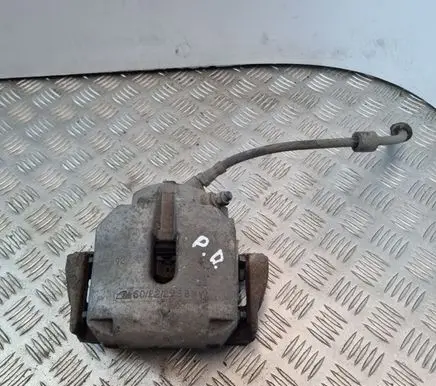 BMW 5 E39 Front brake caliper 6022296