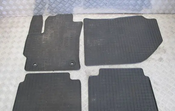 Toyota Corolla E210 E21 Car floor mat set E21WYCIERACZKI