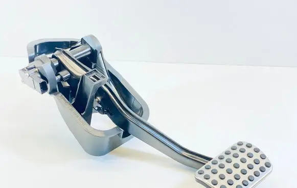 Mercedes-Benz EQC Brake pedal A2052920415 A2052900618 A2139051303