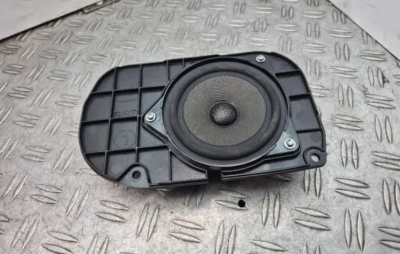 BMW 5 F10 F11 Parcel shelf speaker 9239183