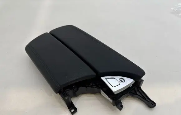 BMW 5 F10 F11 Armrest 1600085