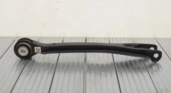 Mercedes-Benz C W205 Rear upper control arm/wishbone A2043521205
